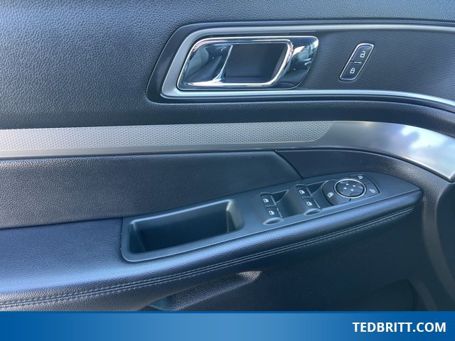 Used 2019 Ford Explorer XLT image 42