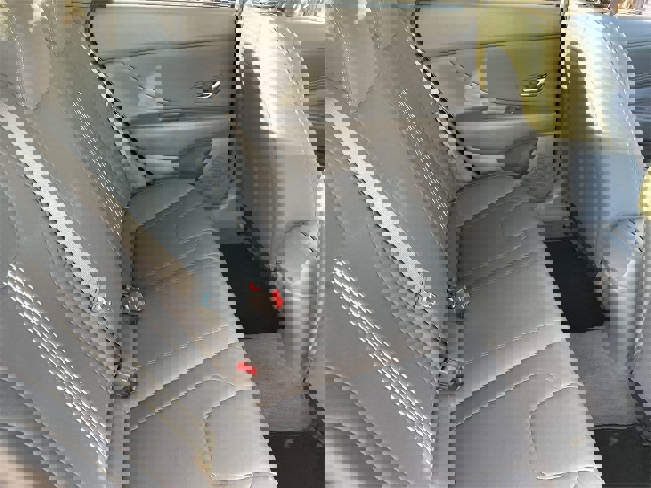 Certified 2022 Hyundai Elantra SEL w/ Convenience Package image 12