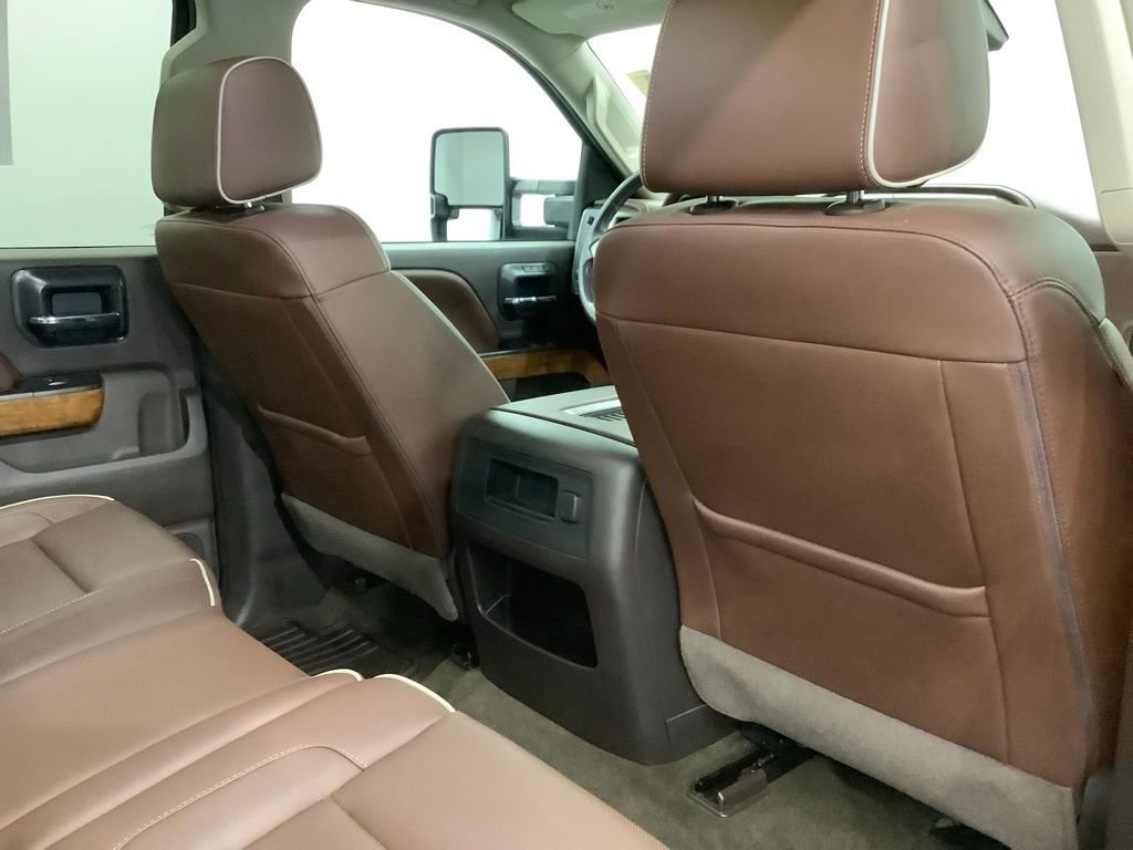 Used 2016 Chevrolet Silverado 2500 High Country w/ Duramax Plus Package image 32