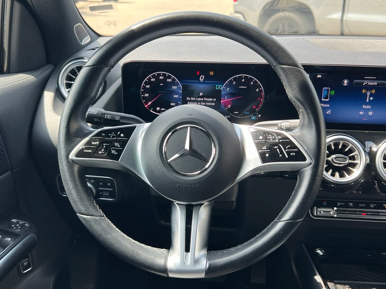 Used 2025 Mercedes-Benz GLA 250 image 15