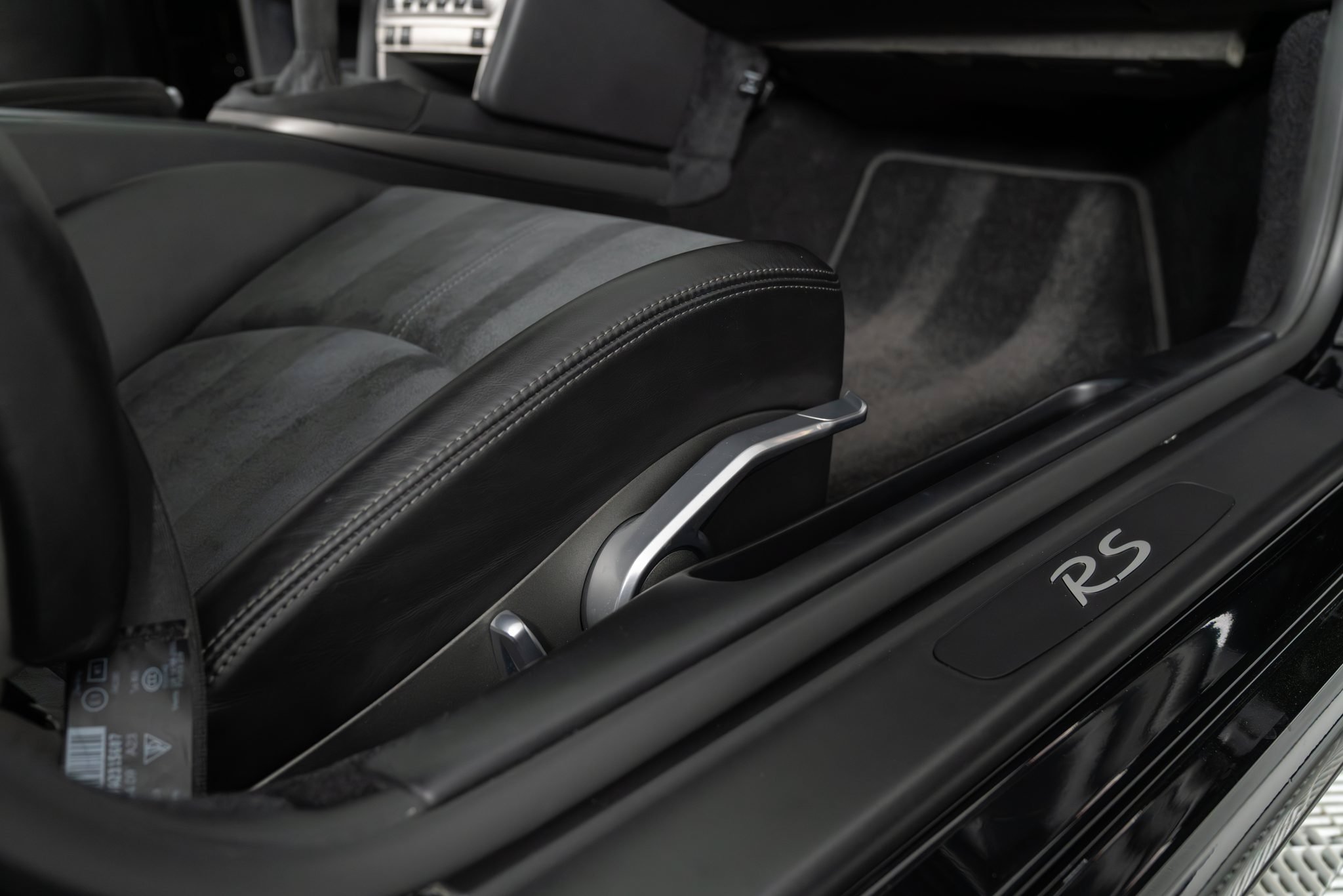 Used 2007 Porsche 911 GT3 RS RWD image 13