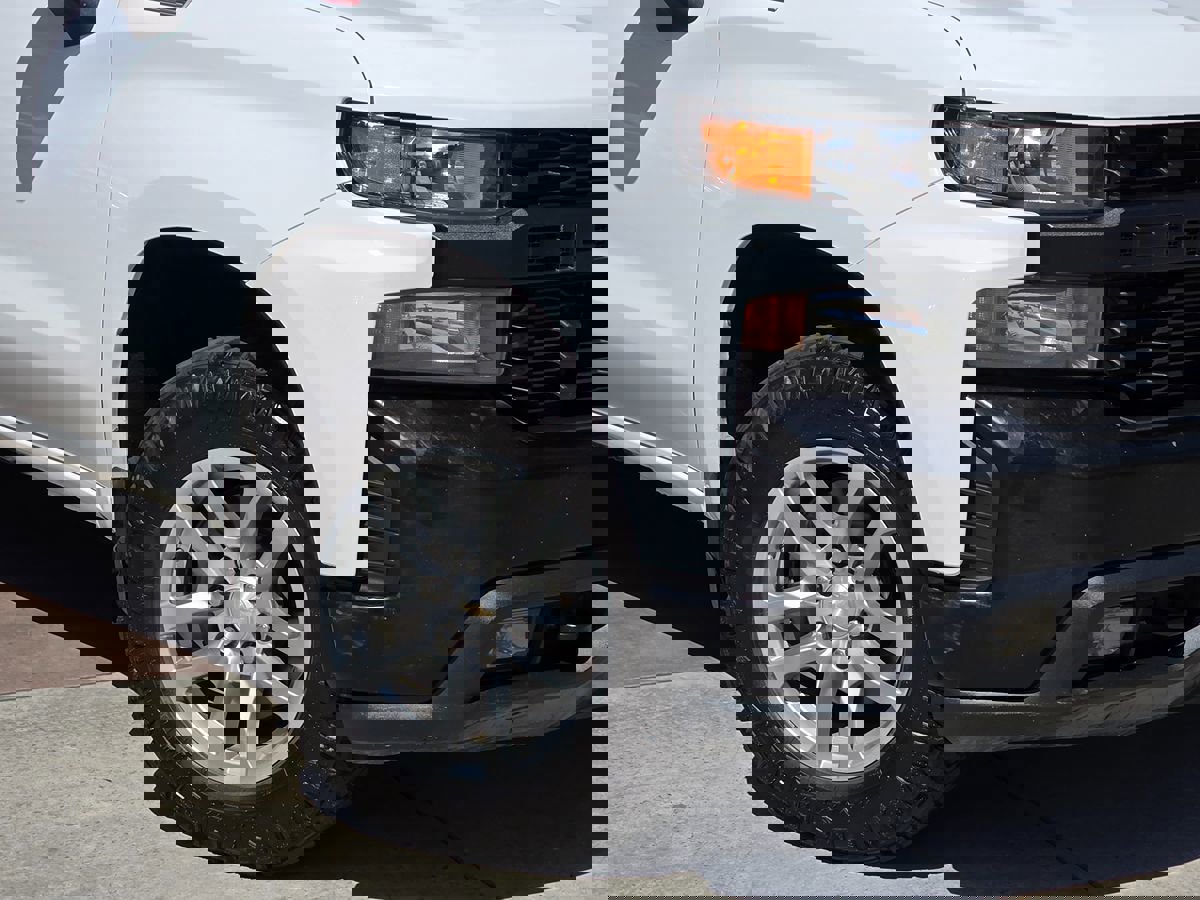 Used 2021 Chevrolet Silverado 1500 W/T w/ Z71 Off-Road Package image 4