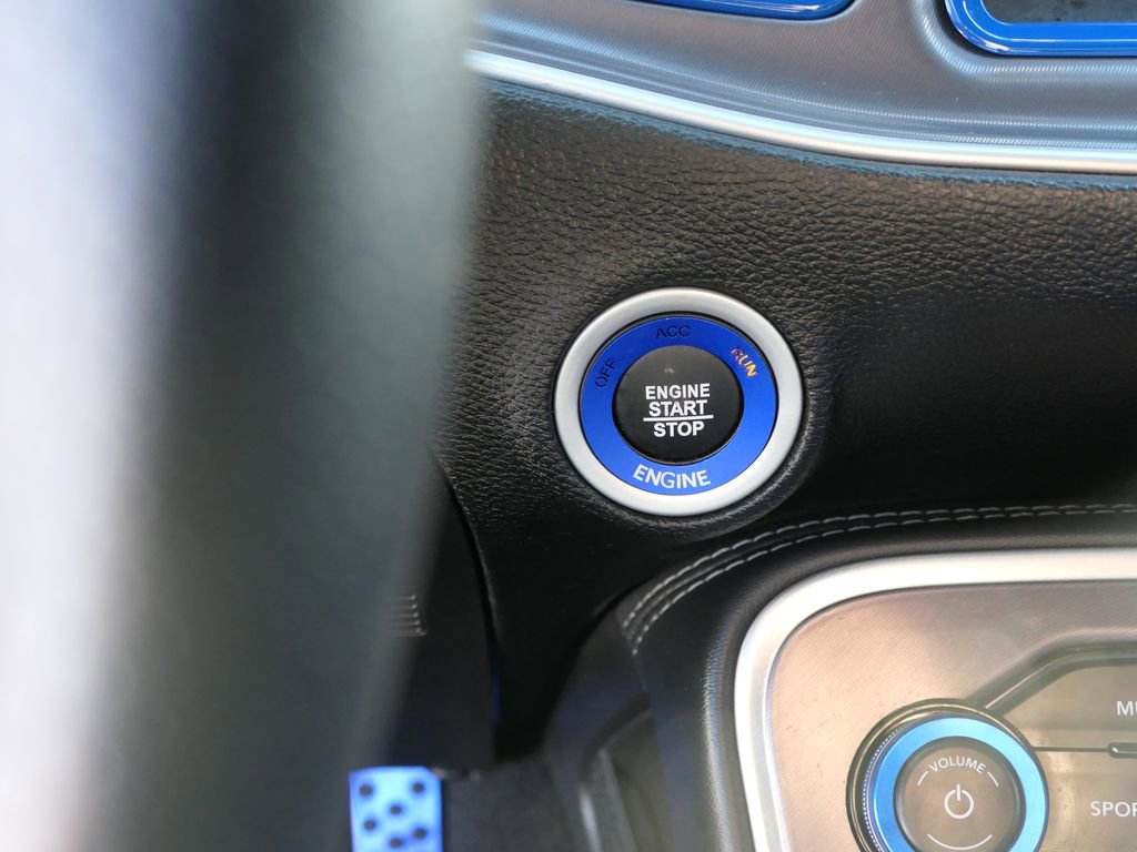 Used 2022 Dodge Challenger SXT w/ Blacktop Package image 15