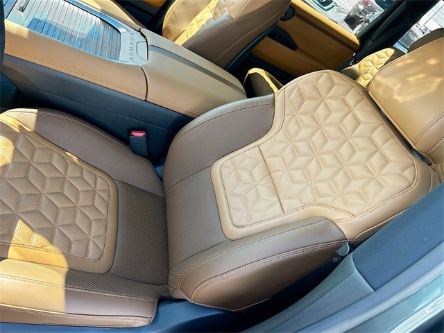New 2026 Nissan Armada Platinum Reserve image 12