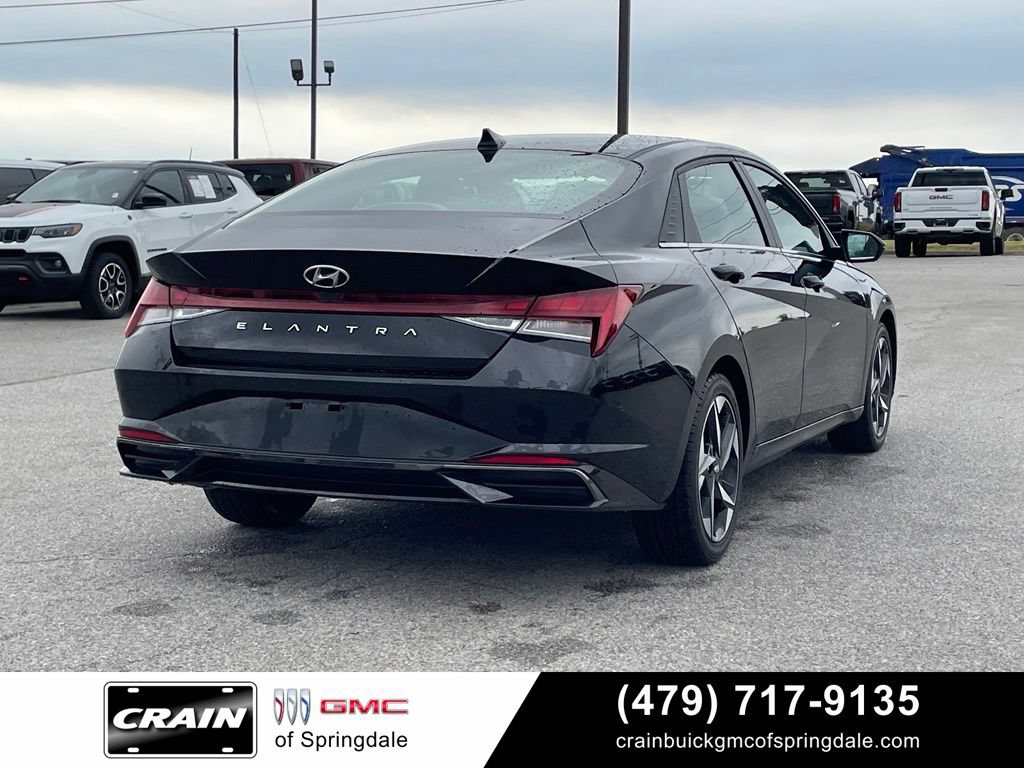 Used 2021 Hyundai Elantra SEL w/ Convenience + Premium Package FWD image 7