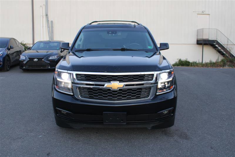 Used 2015 Chevrolet Suburban LT image 3