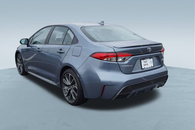 Used 2022 Toyota Corolla SE w/ Carpet Mat Package (TMS) image 5