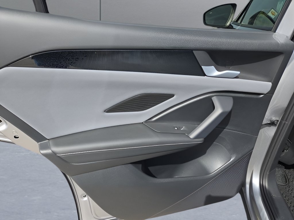 New 2026 Volkswagen Tiguan SE AWD/4WD image 11