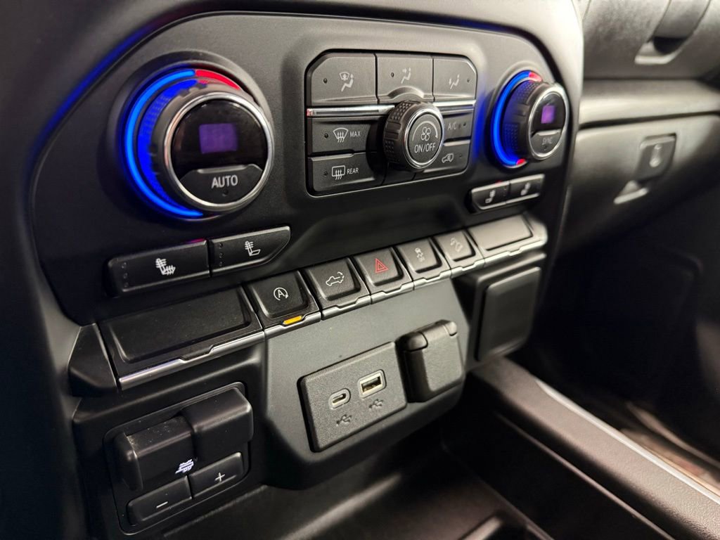 Used 2021 Chevrolet Silverado 1500 RST image 22