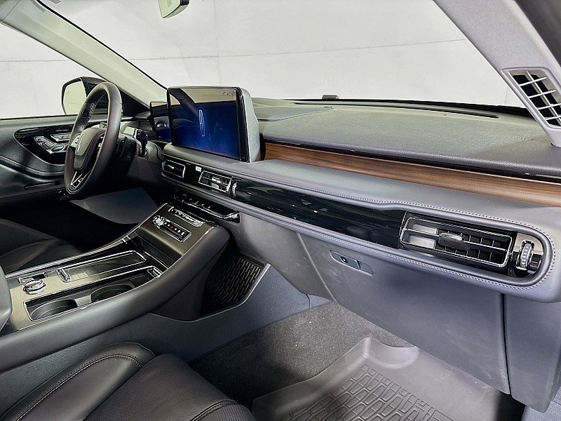New 2025 Lincoln Aviator Reserve w/ Equipment Group 201A image 31