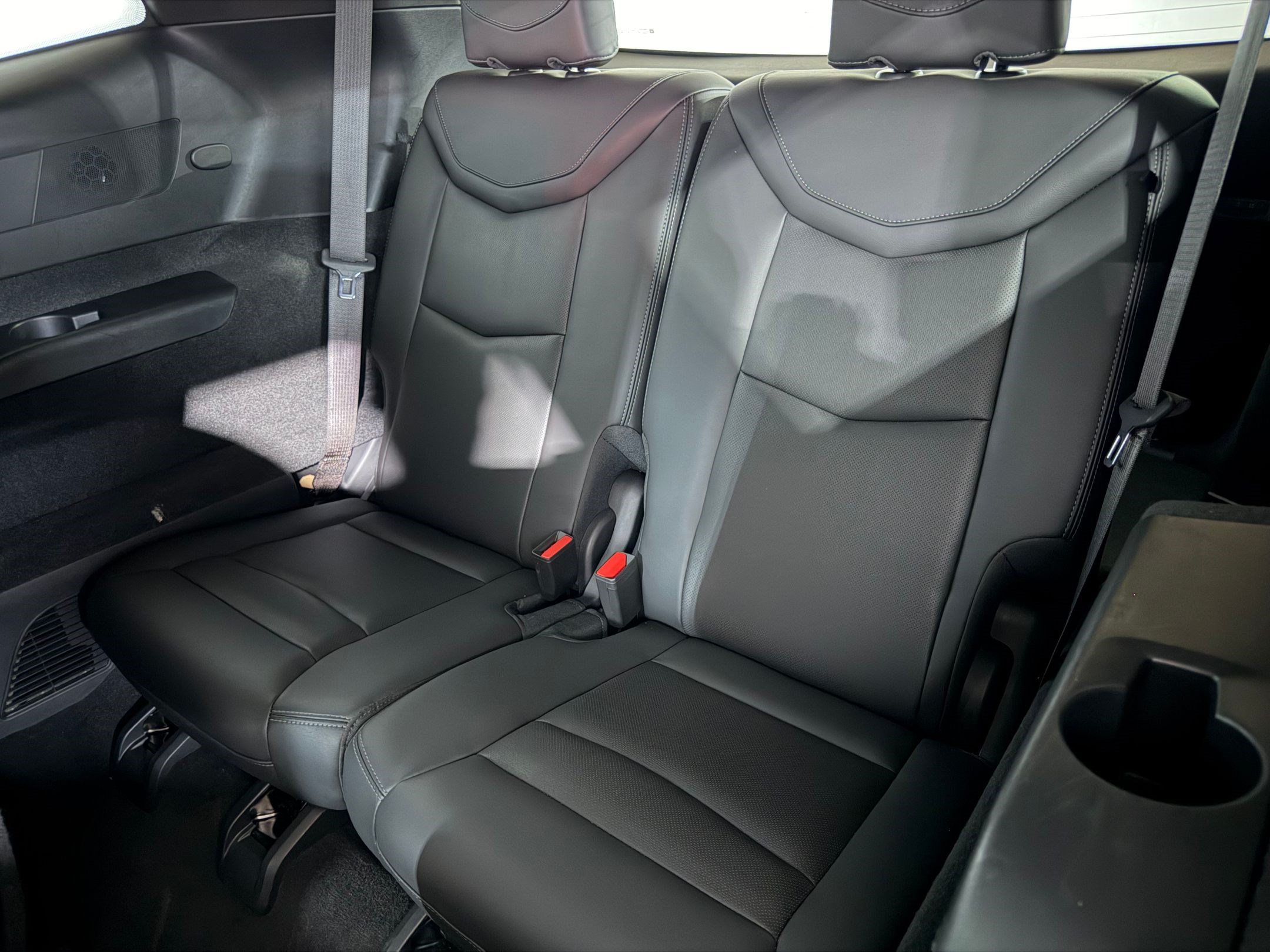 Used 2024 Cadillac XT6 Premium Luxury FWD image 41