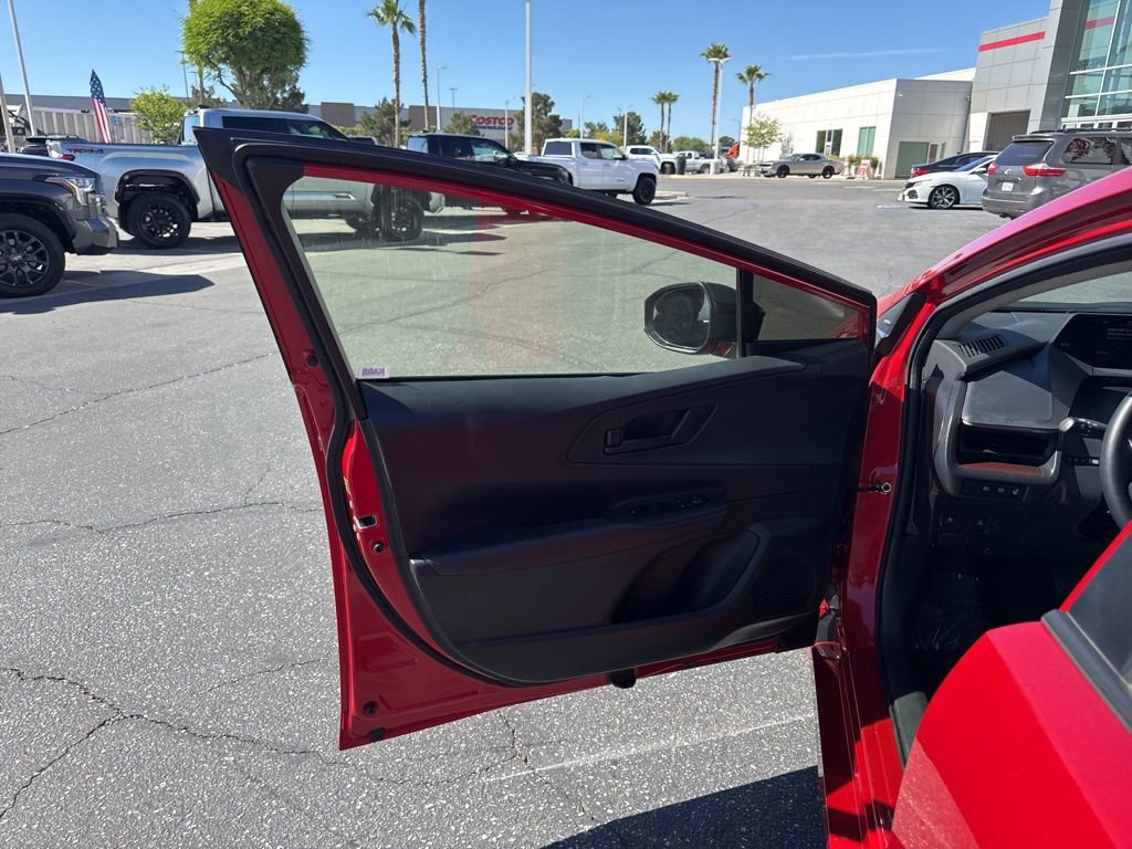 Used 2024 Toyota Prius Prime SE FWD image 10