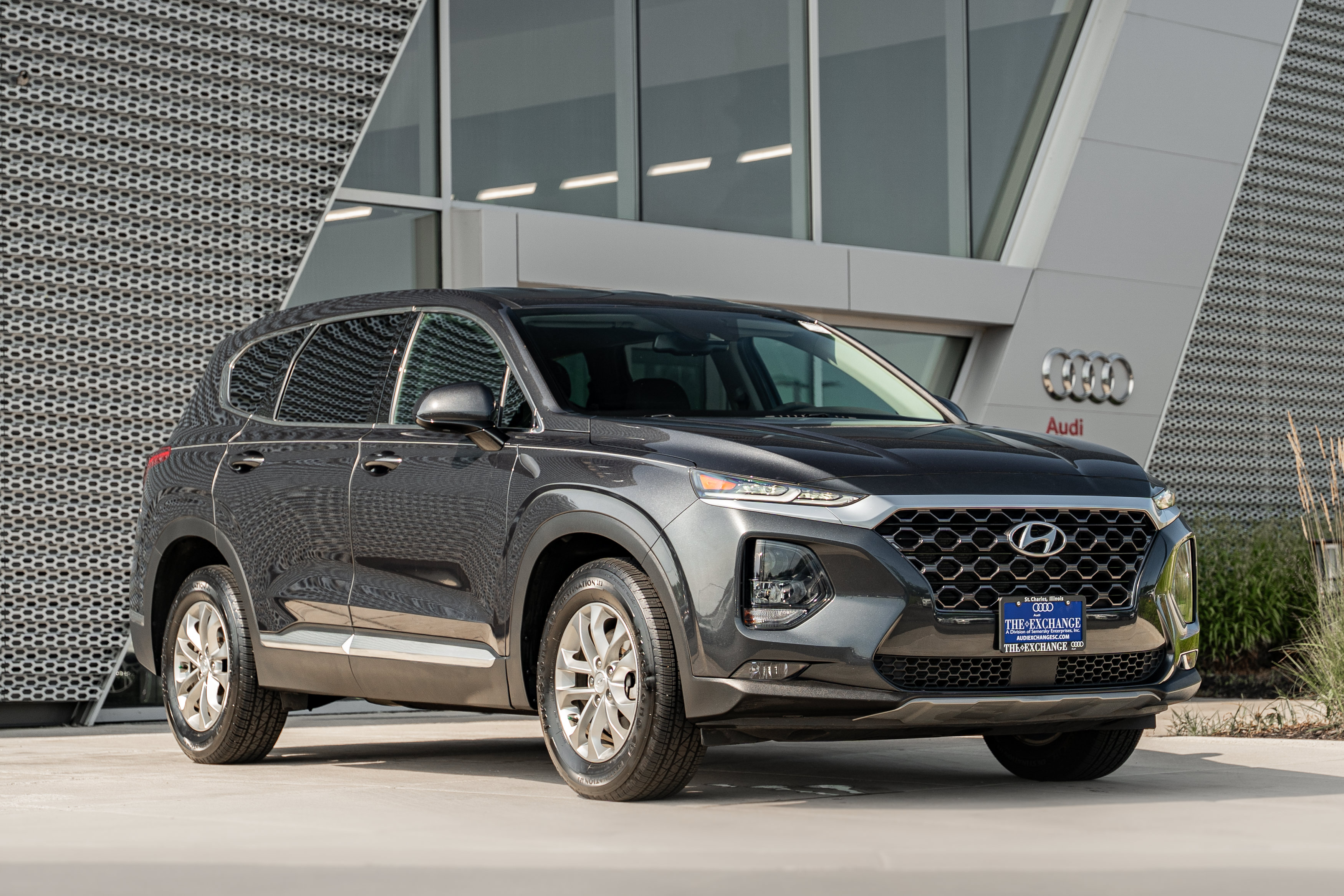 Used 2020 Hyundai Santa Fe SEL w/ Cargo Package AWD/4WD image 1