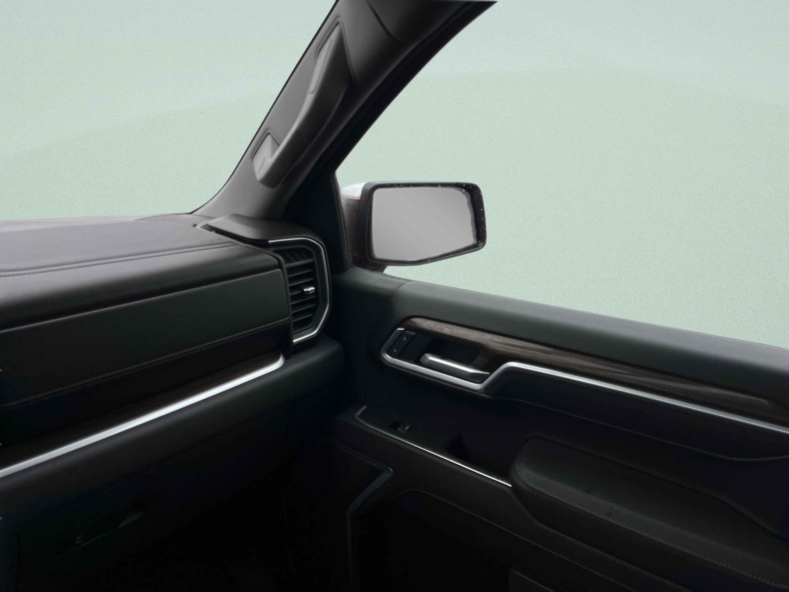 New 2026 Chevrolet Silverado 1500 LT image 24