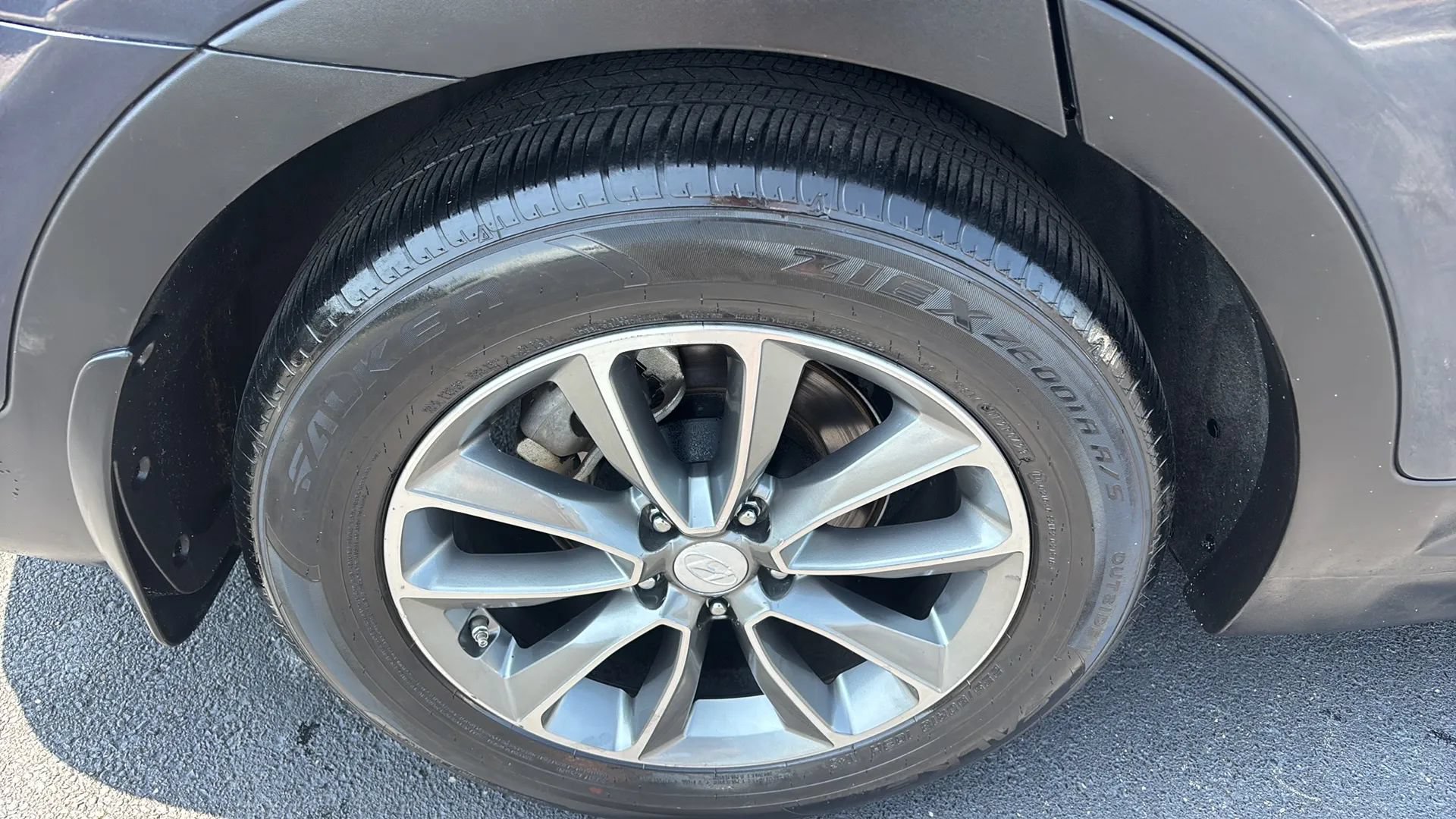 Used 2019 Hyundai Santa Fe XL SE w/ SE Premium Package 02 FWD image 32