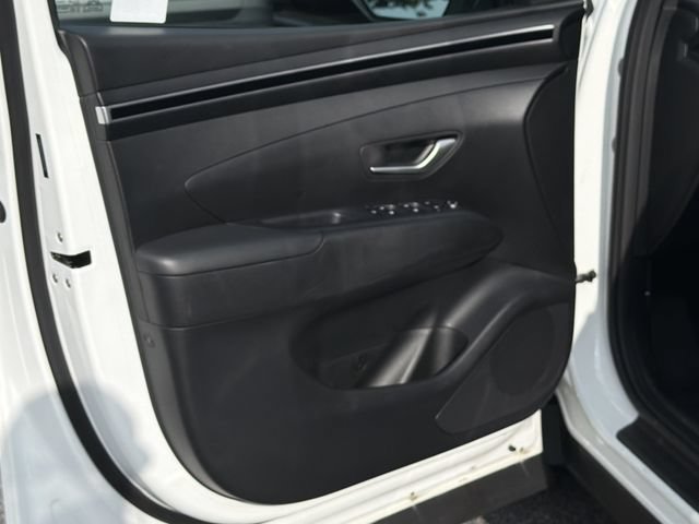 Certified 2024 Hyundai Tucson SEL FWD image 12