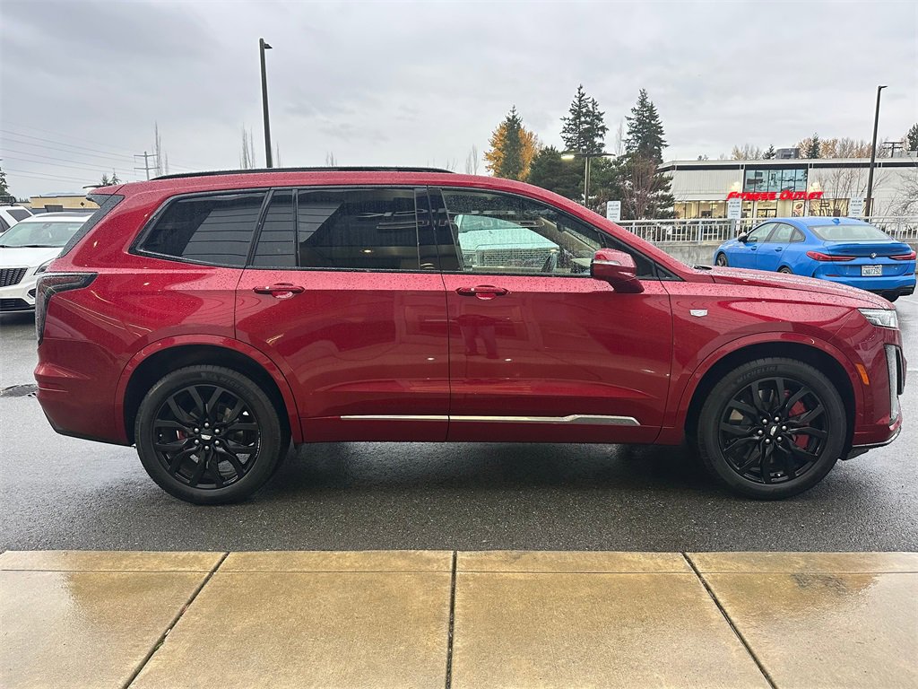 Used 2023 Cadillac XT6 Sport w/ Platinum Package image 6