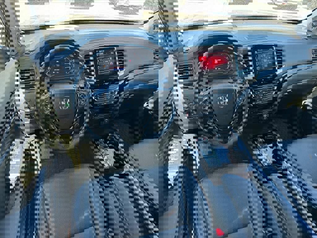 Used 2020 Honda Ridgeline RTL-E image 11