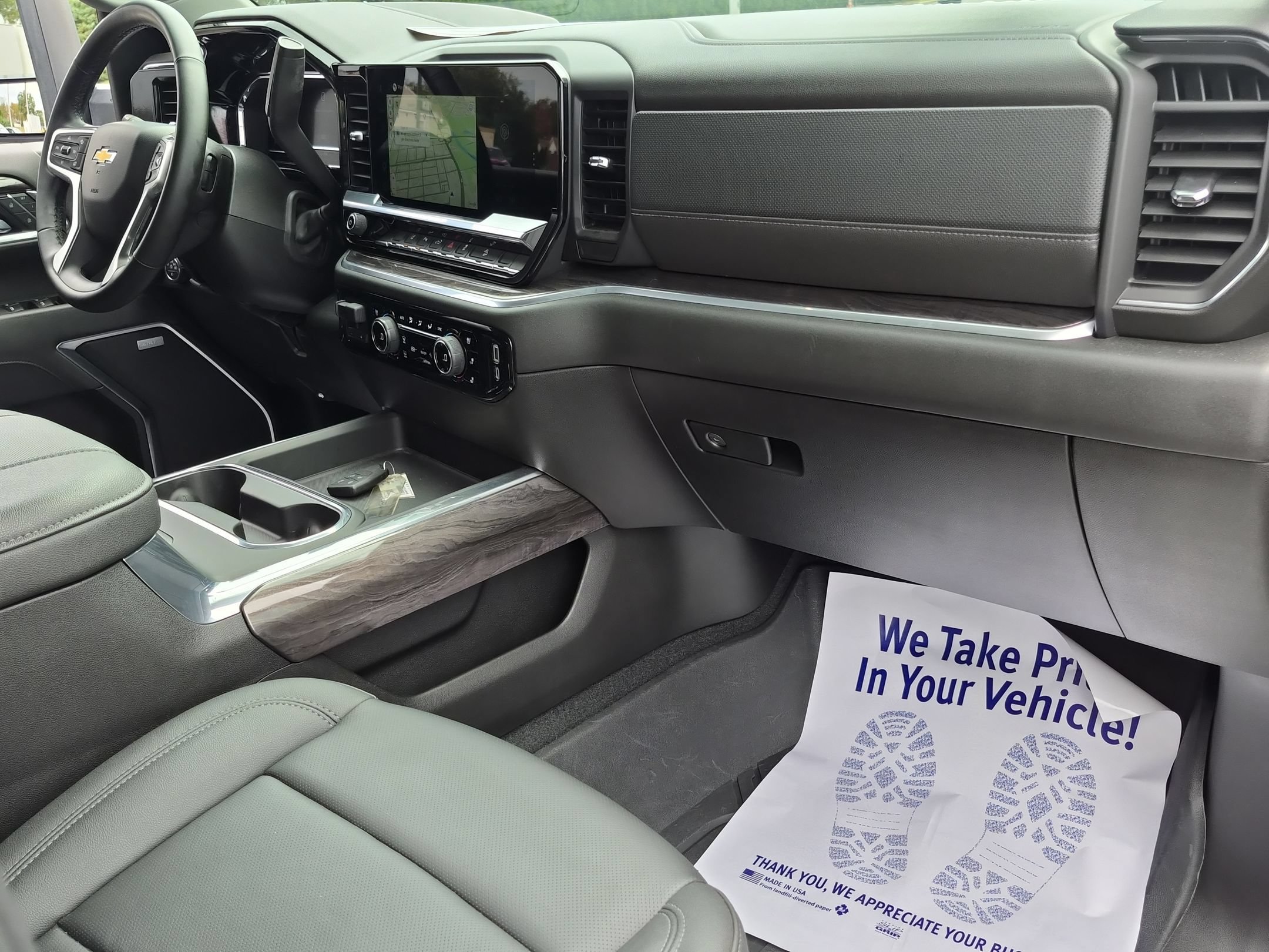 Certified 2025 Chevrolet Silverado 2500 LTZ w/ LTZ Premium Package AWD/4WD image 30