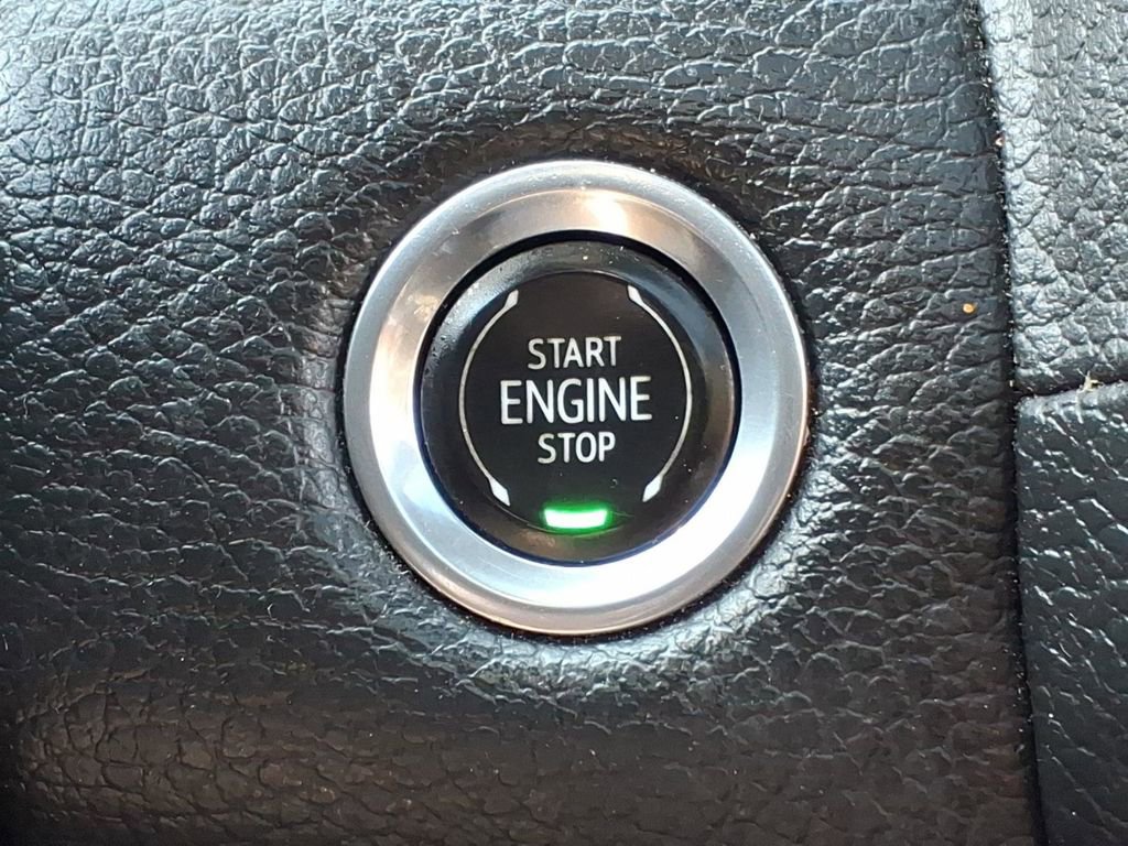 Used 2021 GMC Yukon XL Denali w/ Denali Ultimate Package image 23