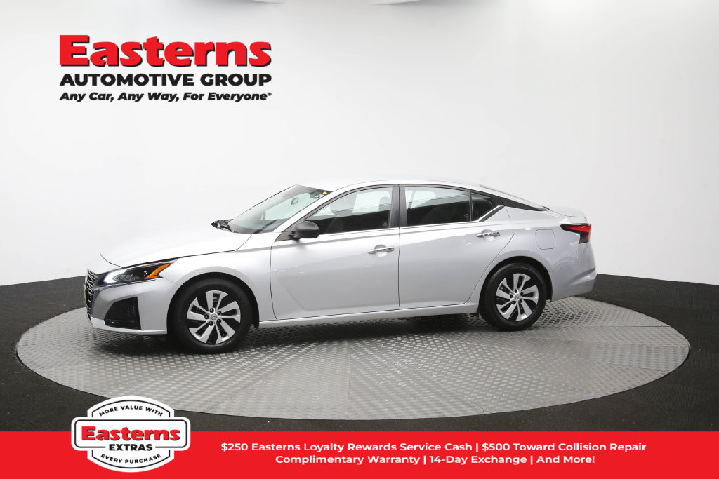 Used 2024 Nissan Altima 2.5 S FWD image 59
