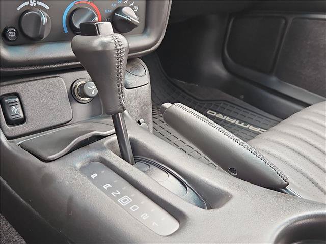 Used 2002 Chevrolet Camaro Z28 w/ Sport Appearance Pkg RWD image 10