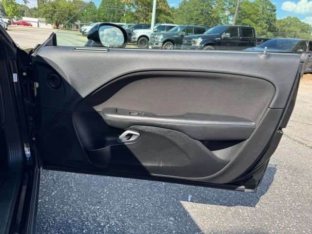 Used 2019 Dodge Challenger R/T RWD image 10