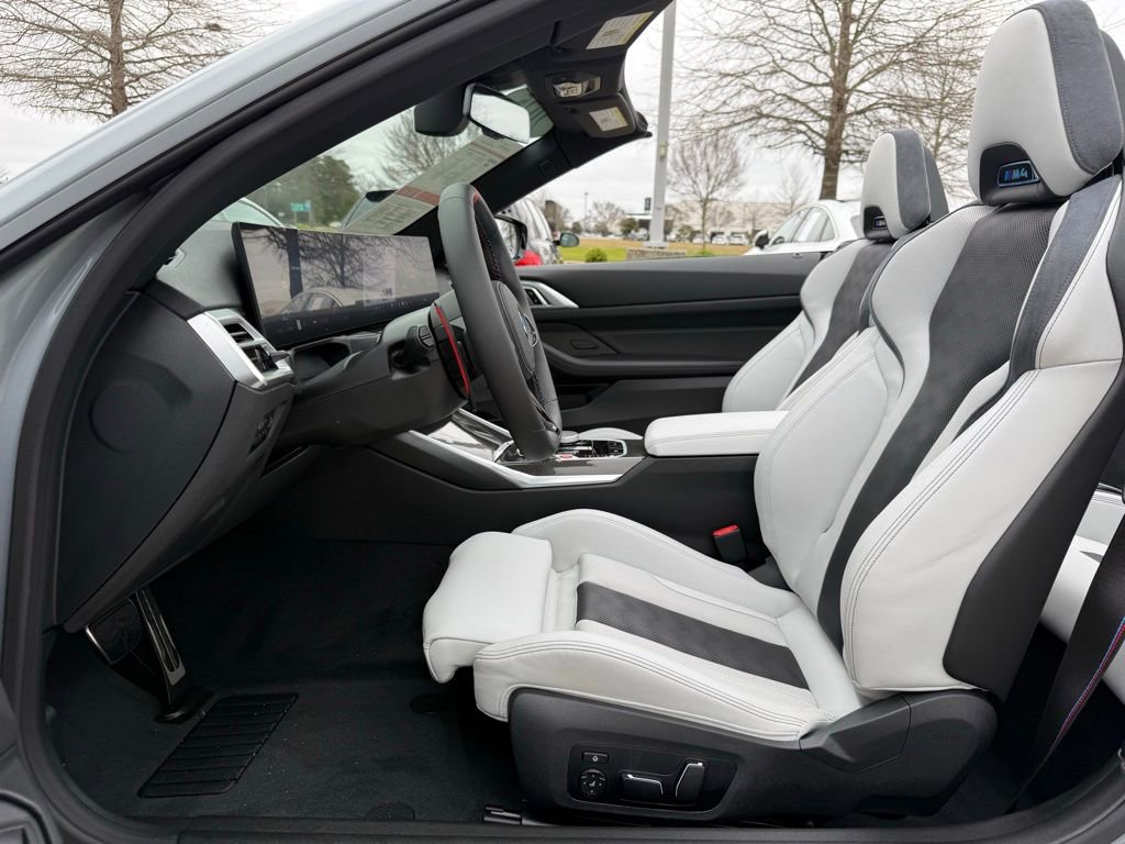Used 2025 BMW M4 xDrive Competition w/ Executive Package image 23