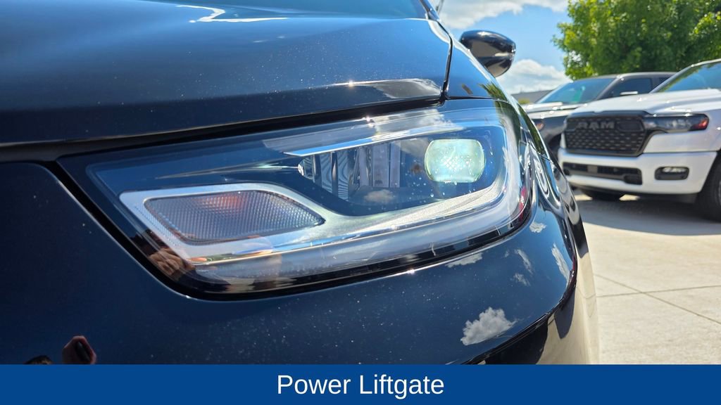 New 2025 Chrysler Pacifica Select image 10