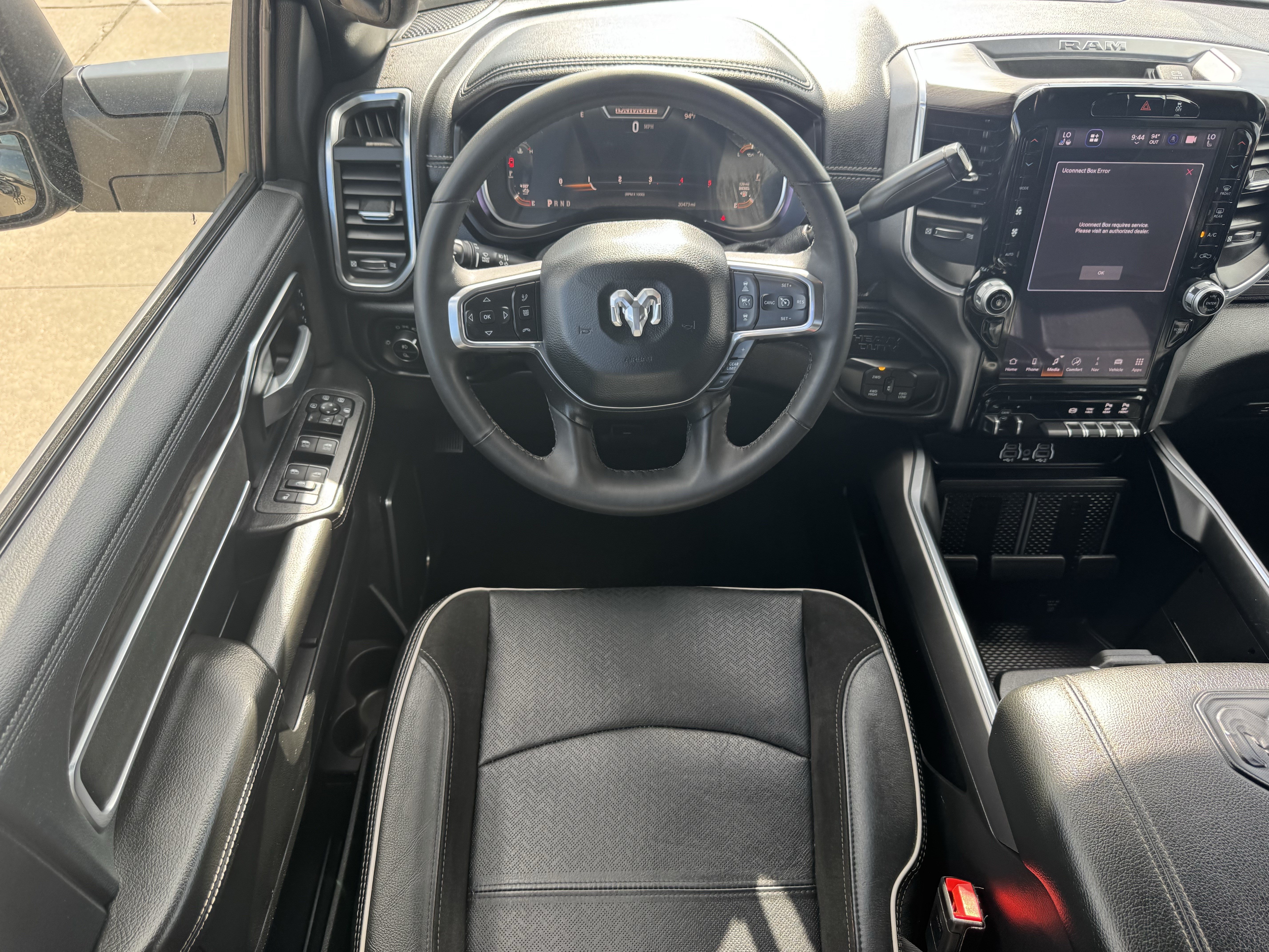 Used 2025 RAM 2500 Laramie AWD/4WD image 11