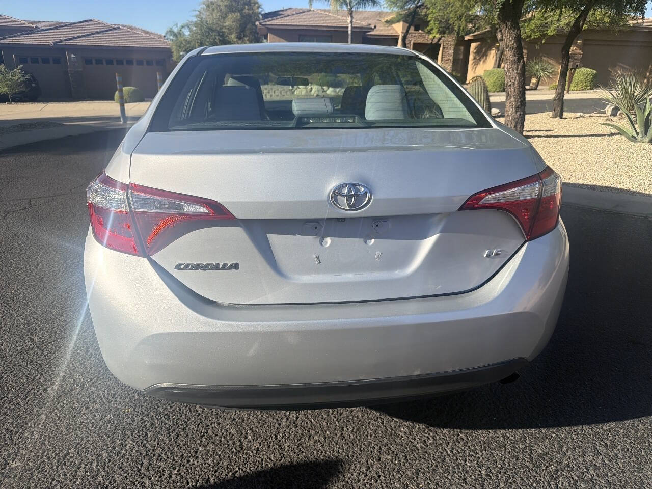 Used 2014 Toyota Corolla LE FWD image 8
