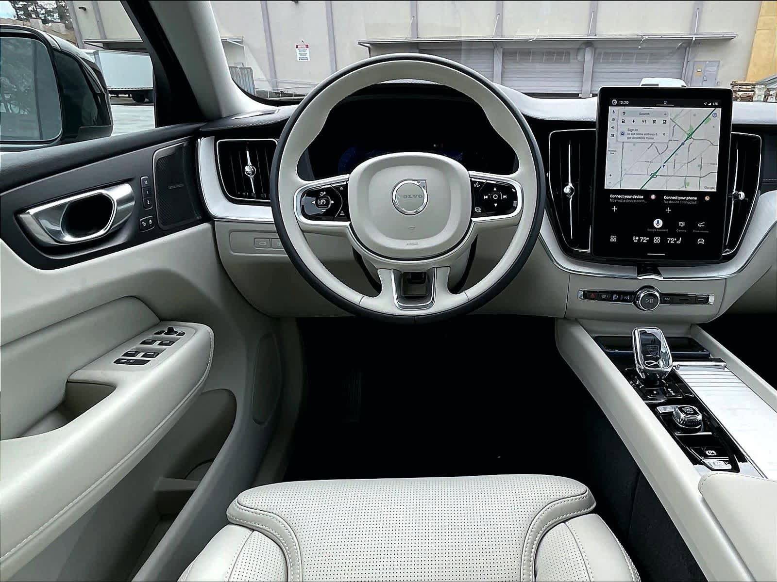 New 2026 Volvo XC60 T8 Ultra w/ Protection Package Premier AWD/4WD image 15