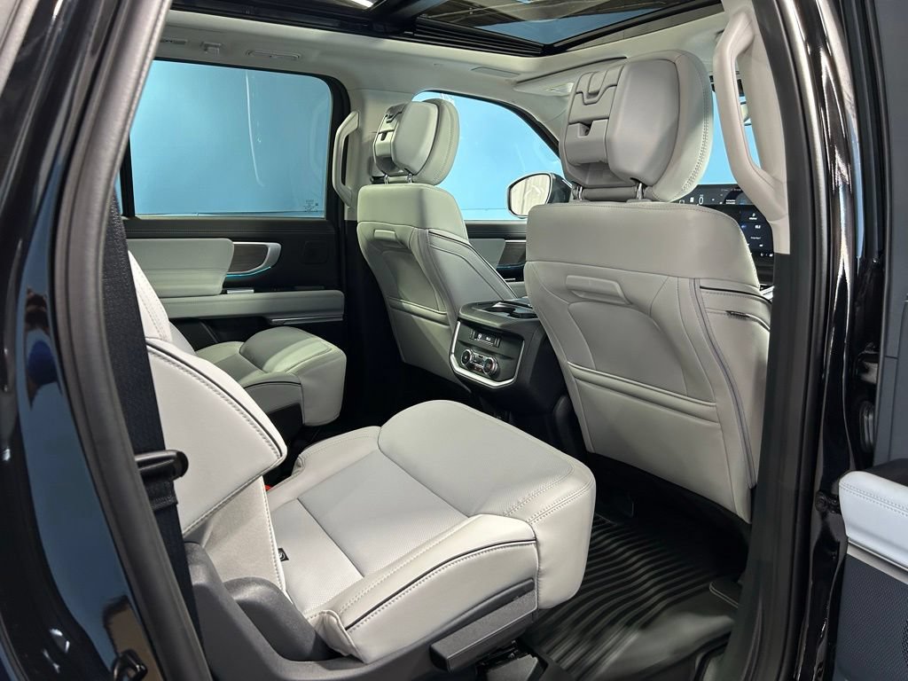 New 2026 Ford Expedition Max Platinum w/ Platinum Ultimate Package AWD/4WD image 80