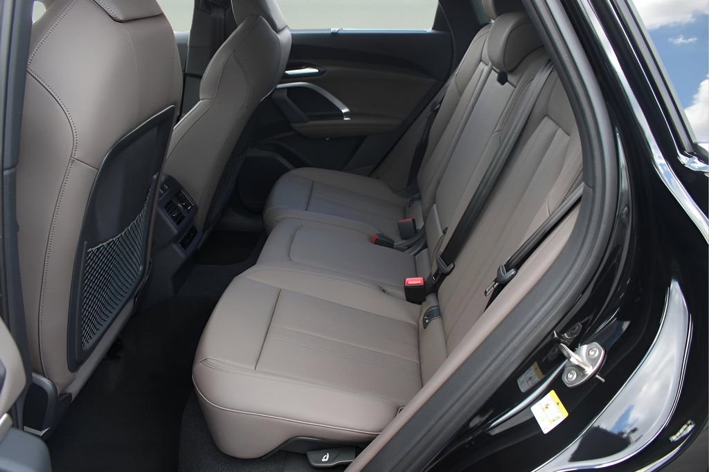 New 2025 Audi Q5 Premium Plus image 13