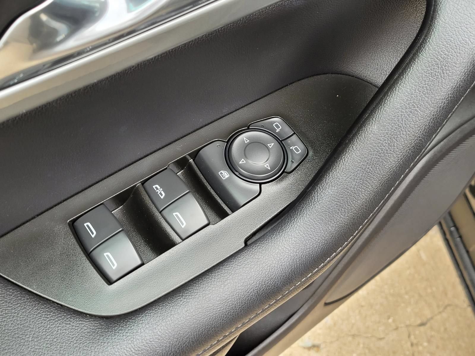 Used 2019 Chevrolet Blazer LT FWD image 20