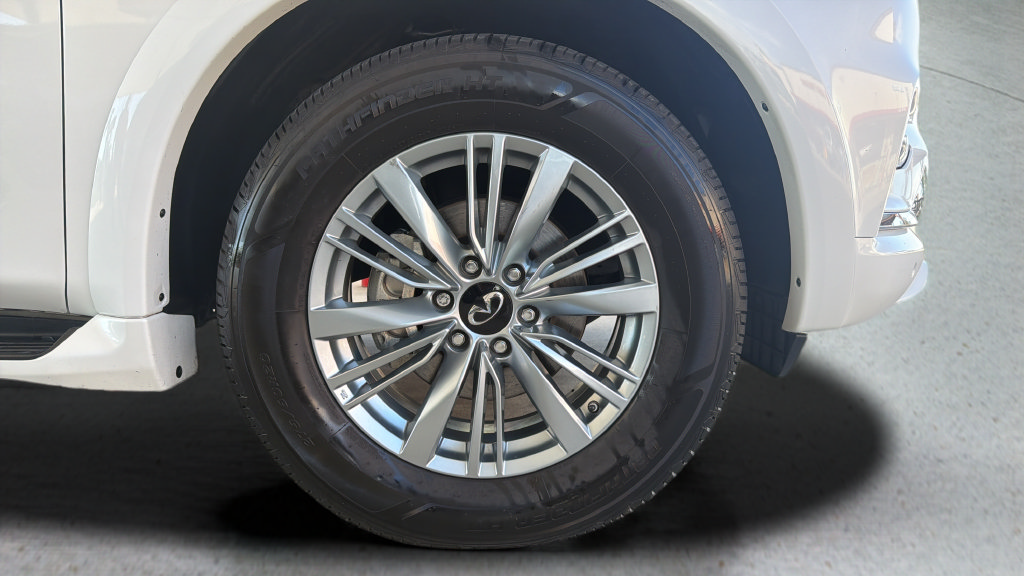 Used 2024 INFINITI QX80 Luxe w/ Cargo Package AWD/4WD image 30