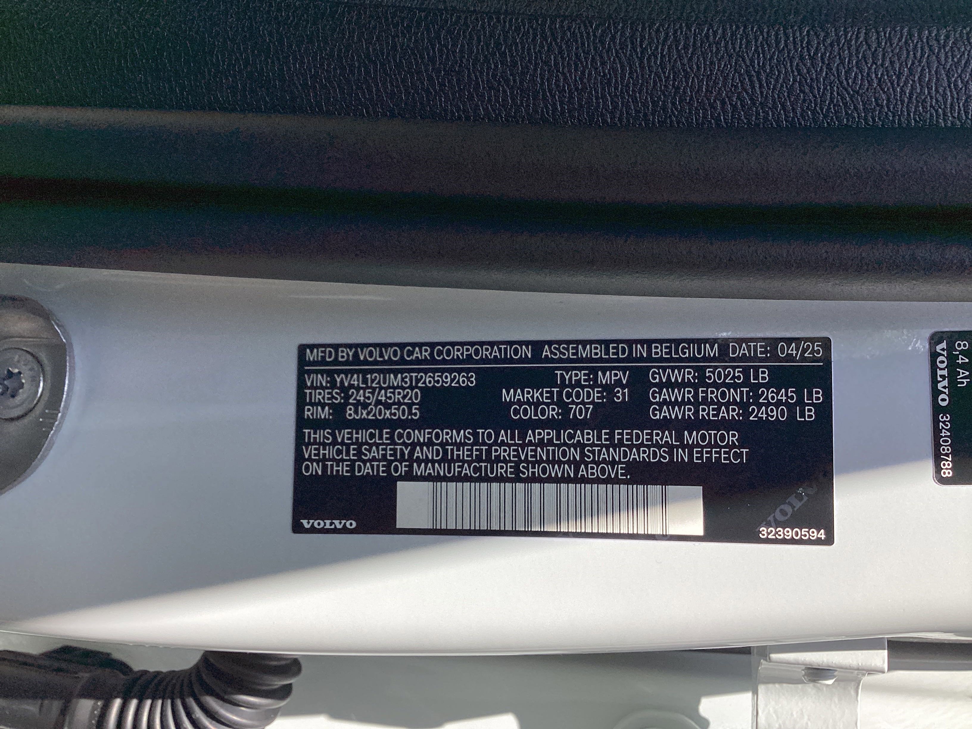 Used 2026 Volvo XC40 B5 Ultra w/ Protection Package Premier image 70