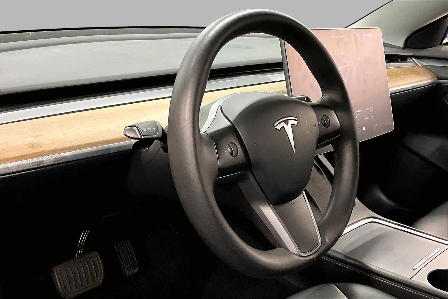 Used 2022 Tesla Model 3 RWD image 17