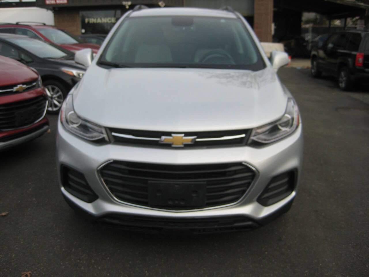 Used 2019 Chevrolet Trax LT w/ Driver Confidence Package image 34