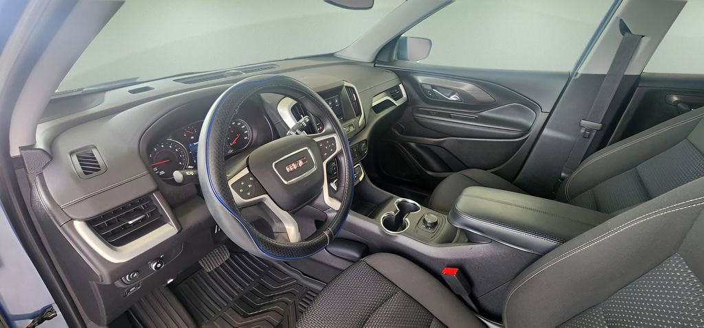 Used 2024 GMC Terrain SLE image 14