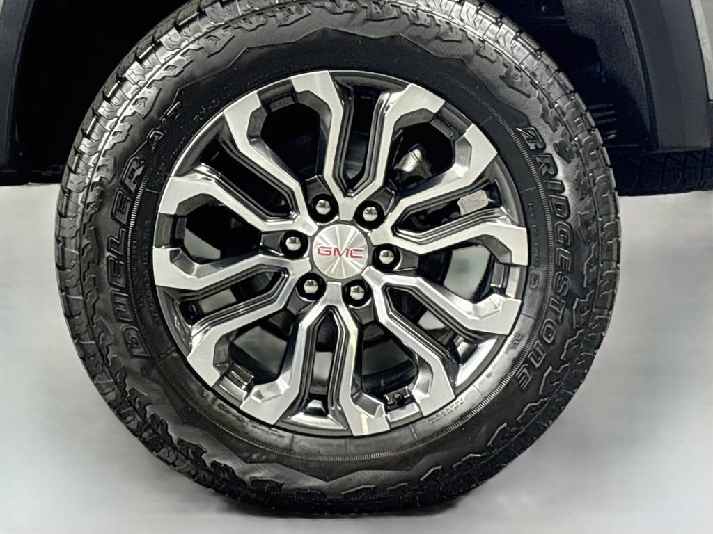 New 2026 GMC Canyon Denali AWD/4WD image 32