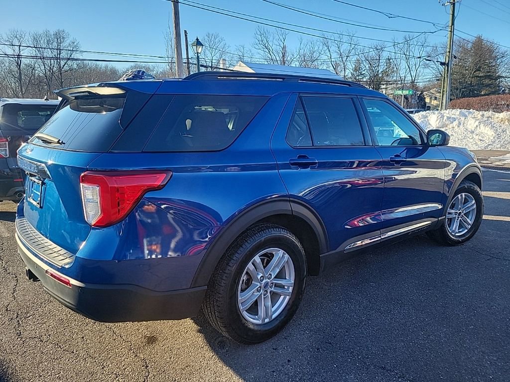 Certified 2023 Ford Explorer XLT w/ Class IV Trailer Tow Package image 5