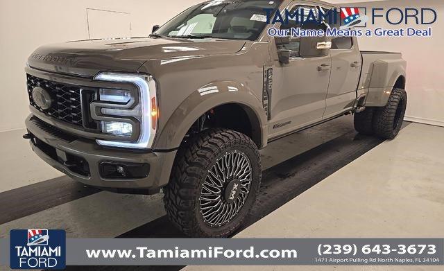 Used 2026 Ford F450 Platinum AWD/4WD image 1