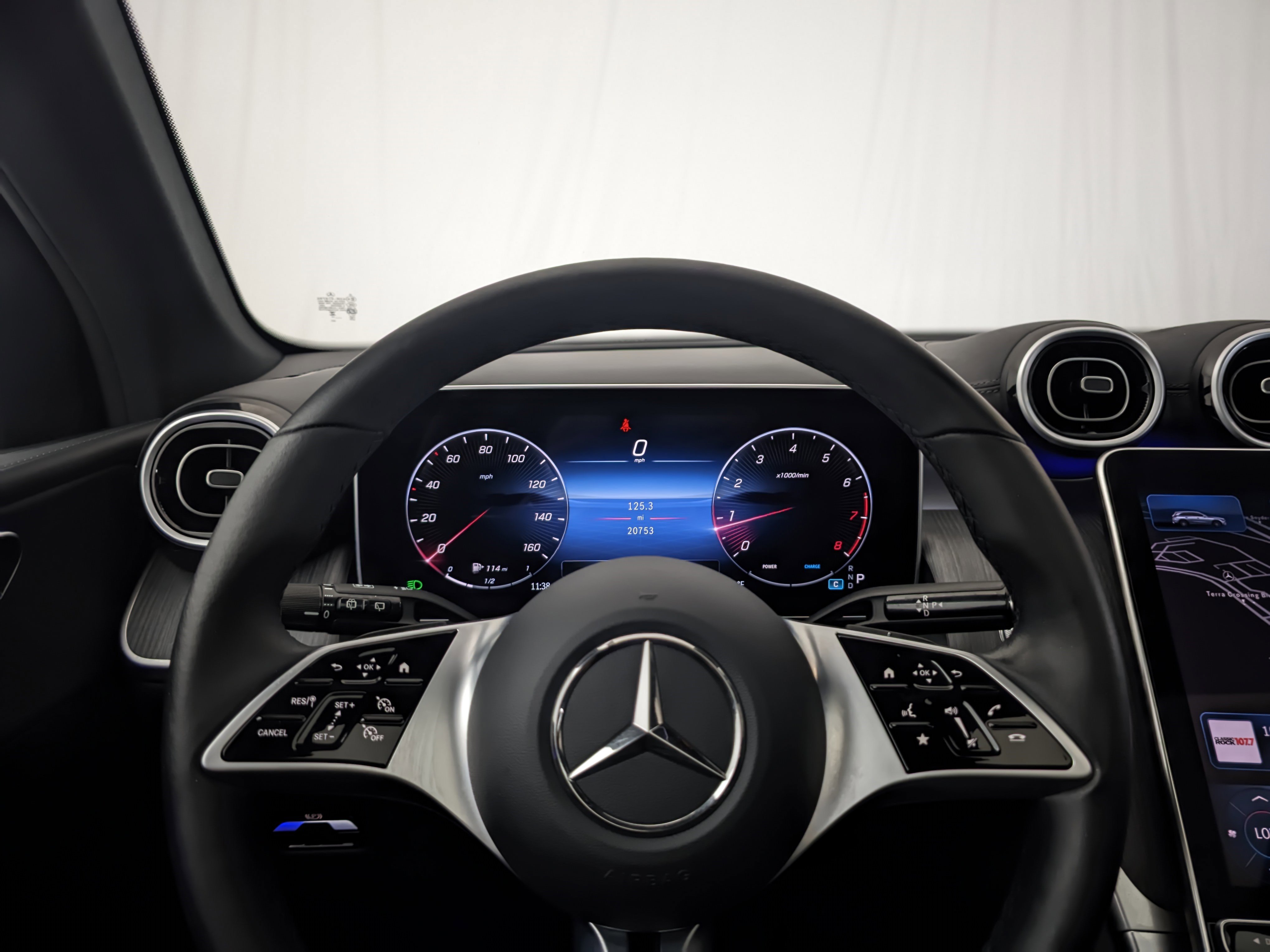 Certified 2023 Mercedes-Benz GLC 300 4MATIC image 29