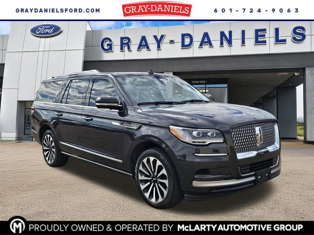 Certified 2023 Lincoln Navigator L Reserve image 1