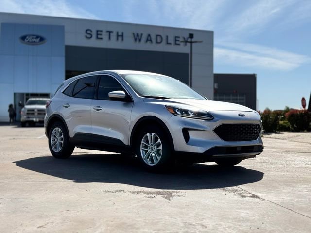 Used 2020 Ford Escape SE FWD image 1