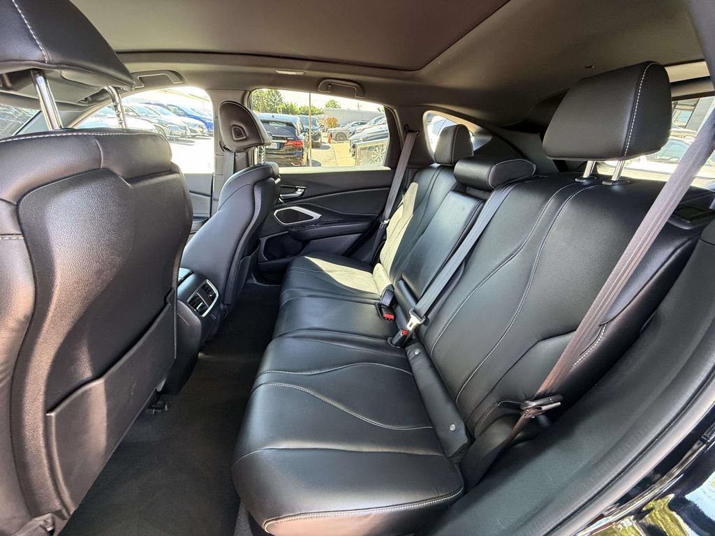 Used 2025 Acura RDX SH-AWD image 10