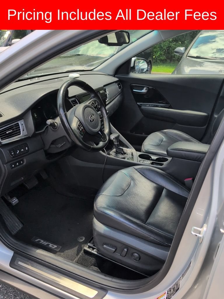 Used 2019 Kia Niro EX Premium w/ Sunroof Package FWD image 7