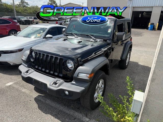 Used 2022 Jeep Wrangler Sport AWD/4WD image 1