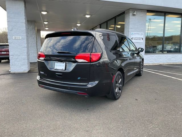 Used 2020 Chrysler Pacifica Limited w/ Quick Oder Package 2EV RED-S FWD image 5